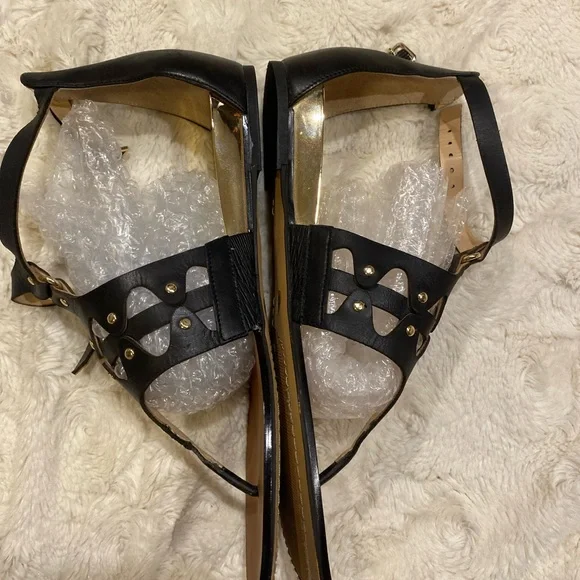 Vince Camuto NWOB Black Strappy Gladiator Sandals size 8.5 - Picture 6 of 7